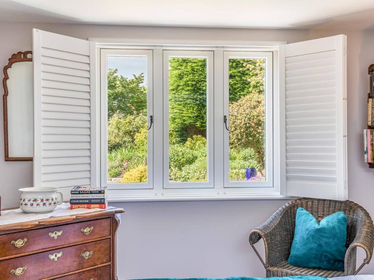 Pass The Keys Charming Apartment Attached To Thatched Cottage Chichester Eksteriør bilde
